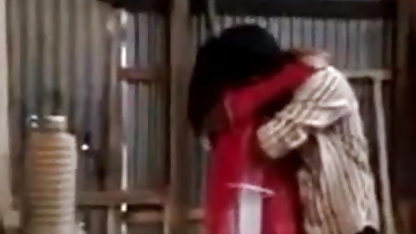 वह अपनी प्रेमिका के तीन छेद अपने दोस्त हिंदी में सेक्सी वीडियो मूवी के साथ साझा