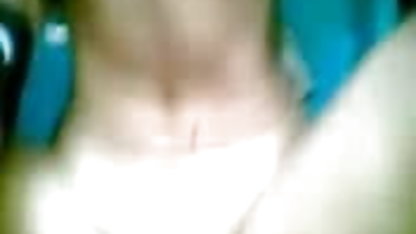 सुंदर महिला बौछार दूध और सेक्सी फिल्म वीडियो भोजपुरी masturbates गुदा के साथ यह