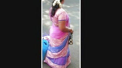 Luder हिंदी सेक्सी मूवी वीडियो में आनंद मिलता है अपने लंड