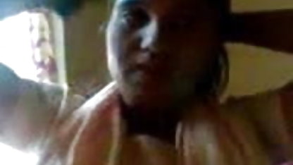 तीन प्रतिभागियों का सम्भोग के साथ स्कूली मिथुन की सेक्सी फिल्म लड़कियां
