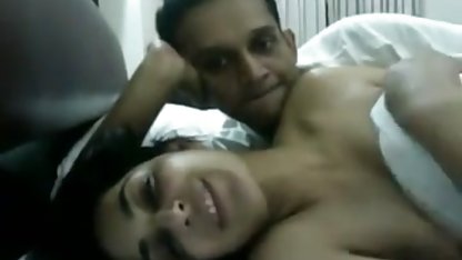 नन्हा भाड़ में कृष्णा कपूर की सेक्सी फिल्म जाओ में के रहने वाले कमरे