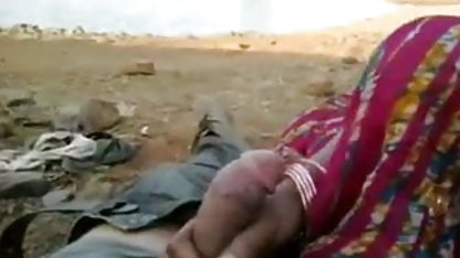 जबकि सेक्स पिक्चर सेक्स देख, वह सेक्स में उसके भाई seduces