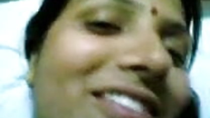 एशले Coda सेक्सी मूवी इंग्लिश fucks के रूप में अच्छी तरह से के रूप में वह मालिश