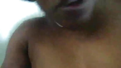 चश्मे के साथ streamer जादू सेक्सी ब्लू फिल्म पंजाबी छड़ी का उपयोग करता है