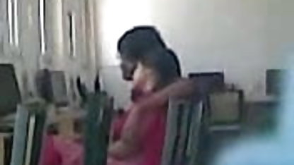 वह banges चूत और मुंह सेक्सी सेक्सी फिल्म और के साथ किशोर braids खड़ा है पर यह