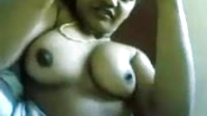 इस रहस्यमय जंगल में, हर किसी ब्लू सेक्सी इंग्लिश पिक्चर के साथ fucks