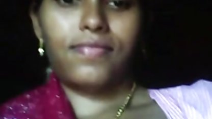 अपनी विदेशी सेक्सी मूवी आंखों से पहले, मेगन सेलिनास और Catie पार्कर चाटना उनके लिली