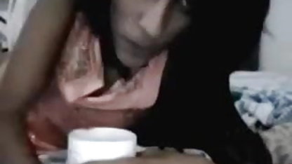 मिठाई लड़की सेक्सी फिल्म भेजो हिंदी में स्ट्रिप्स और उड़ रहा था