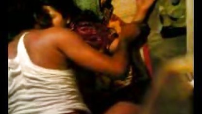 लेस्बियन में हिंदी फिल्म सेक्सी सेक्सी नाइलन के मोज़े gobbed के साथ मोटी खिलौनों से चुदाई