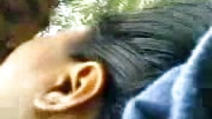घर पर, वह अपने काले दांव में बहुत सेक्स पिक्चर वीडियो में गहराई से उसे मेढ़े