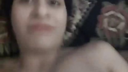 मरीना विस्कॉन्टी पर घर ऐश्वर्या राय की सेक्सी फिल्म के बाहर Solosex