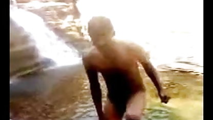 सुनहरे बालों माधुरी दीक्षित की सेक्सी फिल्म वाली, सींग का बना हुआ गड़बड़