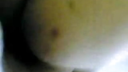 पतला किशोरी हिंदी फिल्म पिक्चर सेक्सी masturbates सभी गीला में के टब