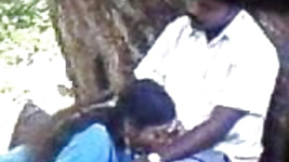 सारा Vandella लेता है सेक्सी फिल्म वीडियो उसे गहरी में के मुखमैथुन