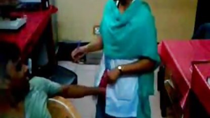 सेक्सी प्रेमिका Whatsapp के माध्यम से सेक्सी गर्ल फिल्म Wichsfilm भेजता है