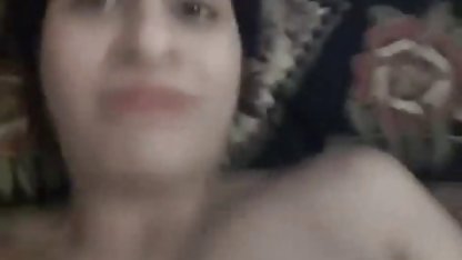 सुनहरे बालों वाली से पता चलता है सेक्सी फिल्म हद बंद सेक्सी twerking