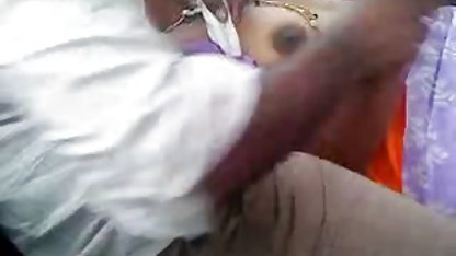 गर्म सेक्सी पूरी पिक्चर घर के बाहर में वेशभूषा